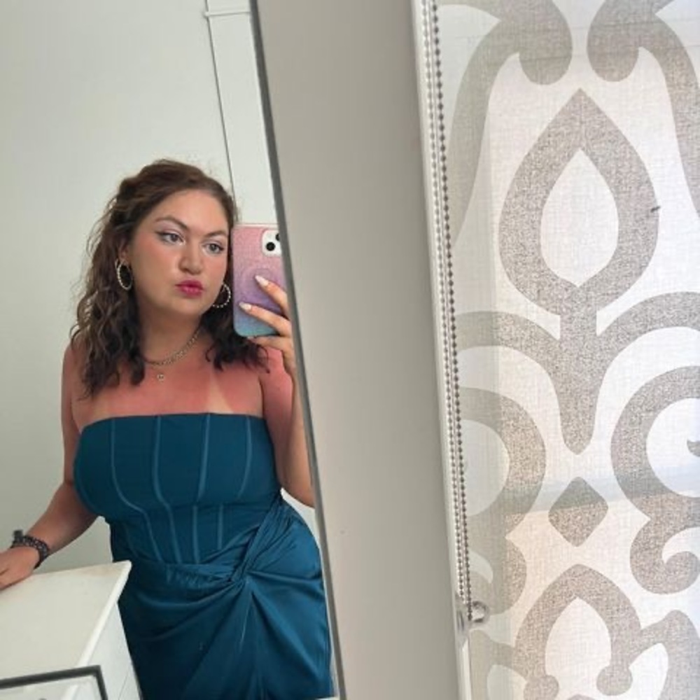 Meet your Posher, Marissa